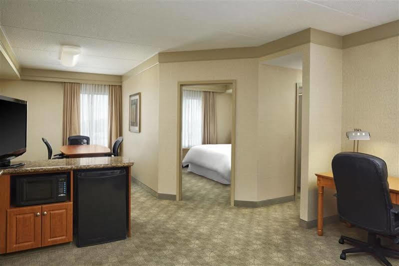 Four Points By Sheraton Kitchener-واترلو المظهر الخارجي الصورة